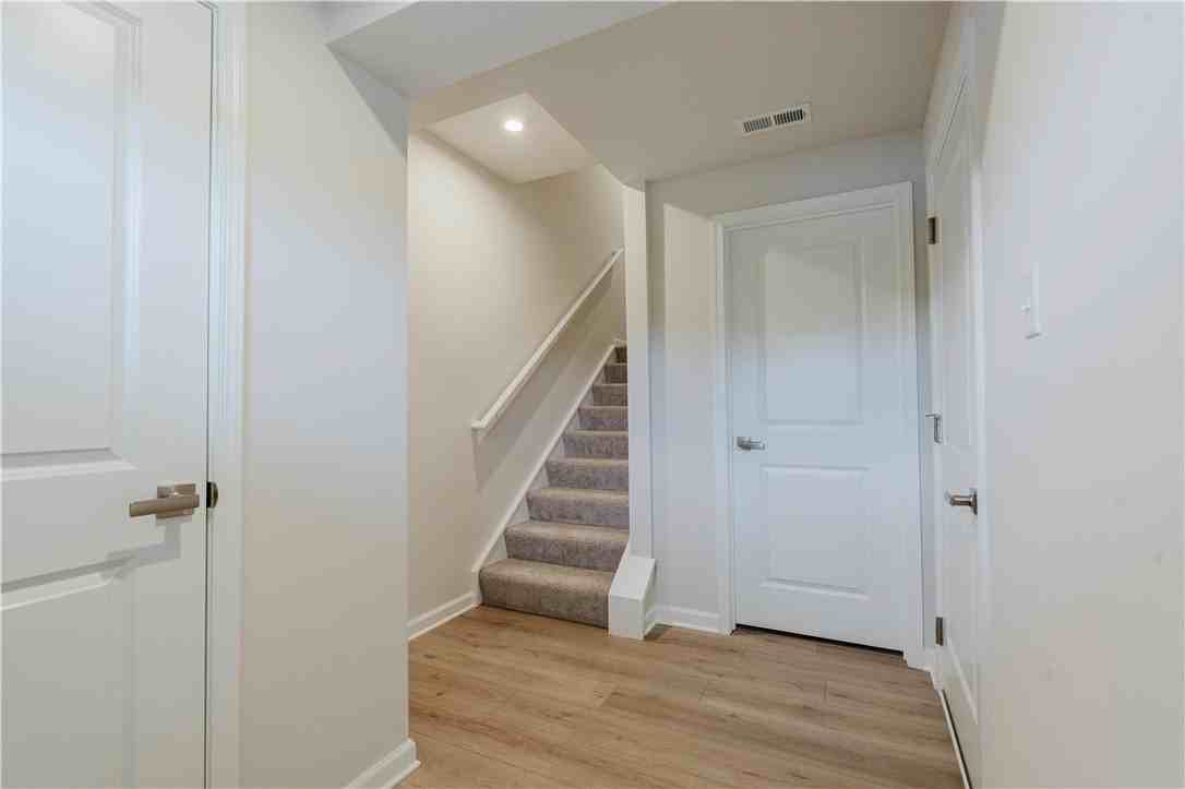 157 White Oak Dr #A - Photo 2 of 15
