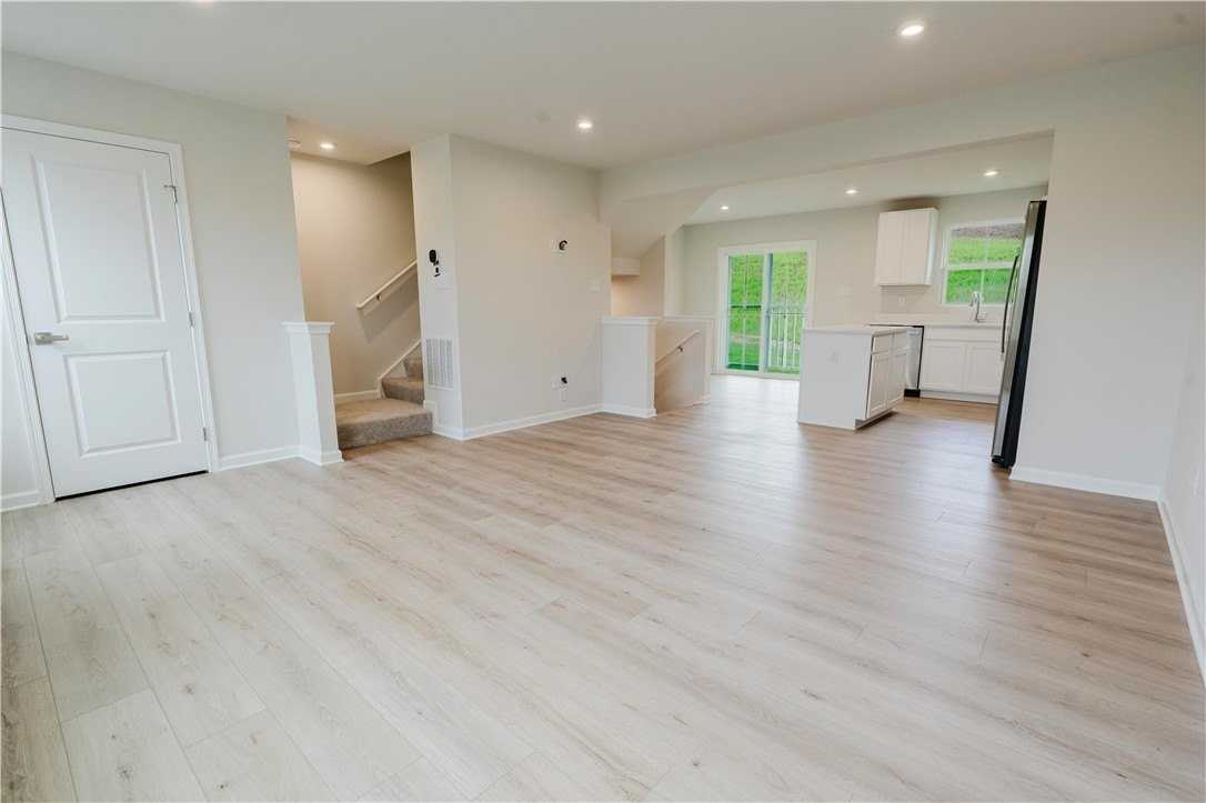 157 White Oak Dr #A - Photo 6 of 15