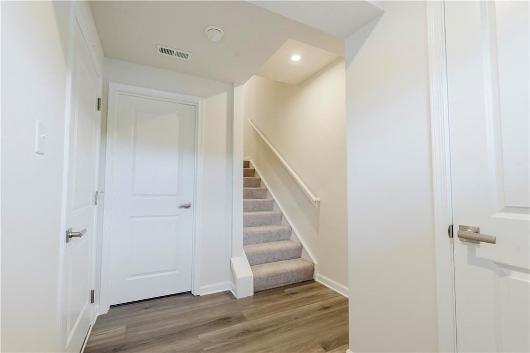 159 White Oak Dr #B - Photo 2 of 16