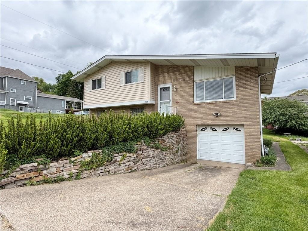 314 N Highland Ave - Photo 2 of 37