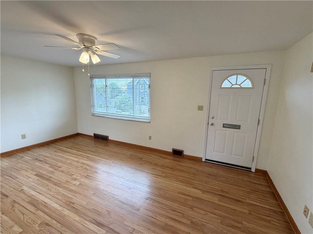 314 N Highland Ave - Photo 3 of 37