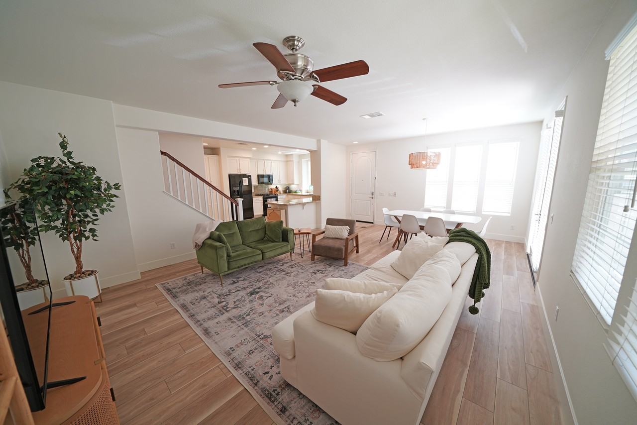 28635 Pietro Dr #1 - Photo 4 of 17