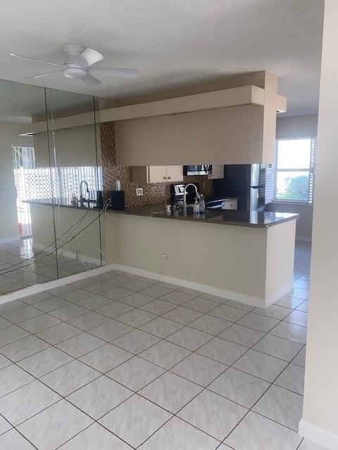 4701 Roxbury Ct - Photo 7 of 34