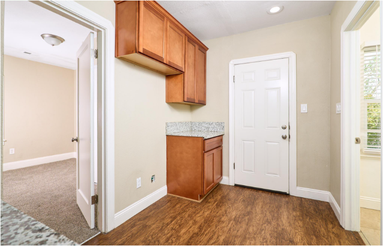 1440 Beach Street - Photo 6 of 30