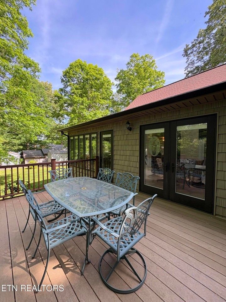 162 Bayside Dr - Photo 6 of 33
