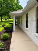 featured image of 6935 Meadowbrook Ln