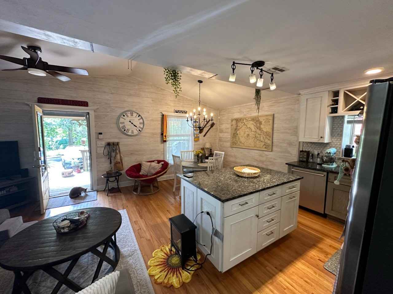 1111 N M L King Jr Blvd #A - Photo 3 of 11