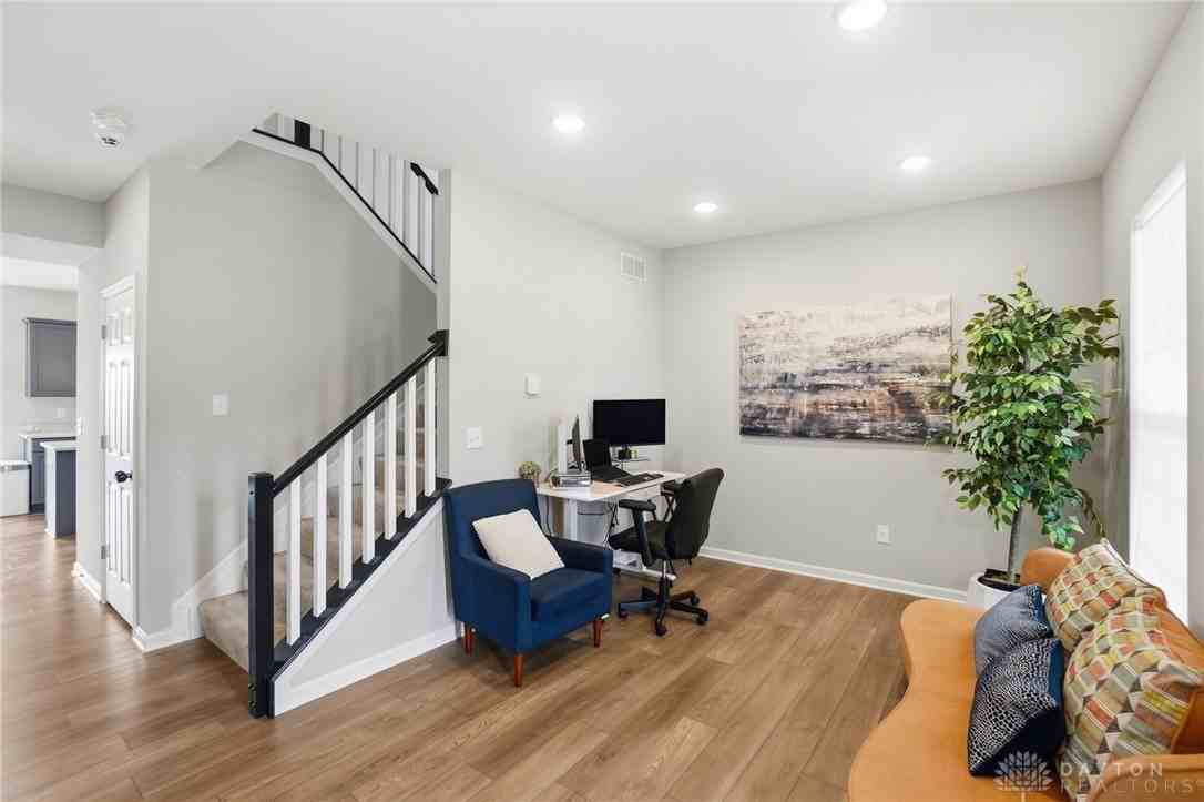 3059 Chamberlin Dr - Photo 7 of 35
