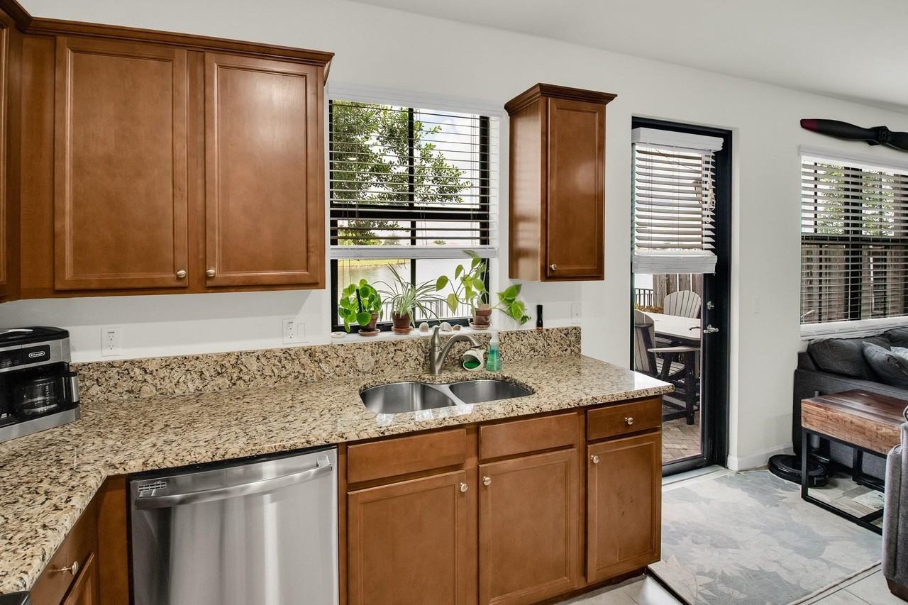 8455 Lakeview Trl #8455 - Photo 6 of 50