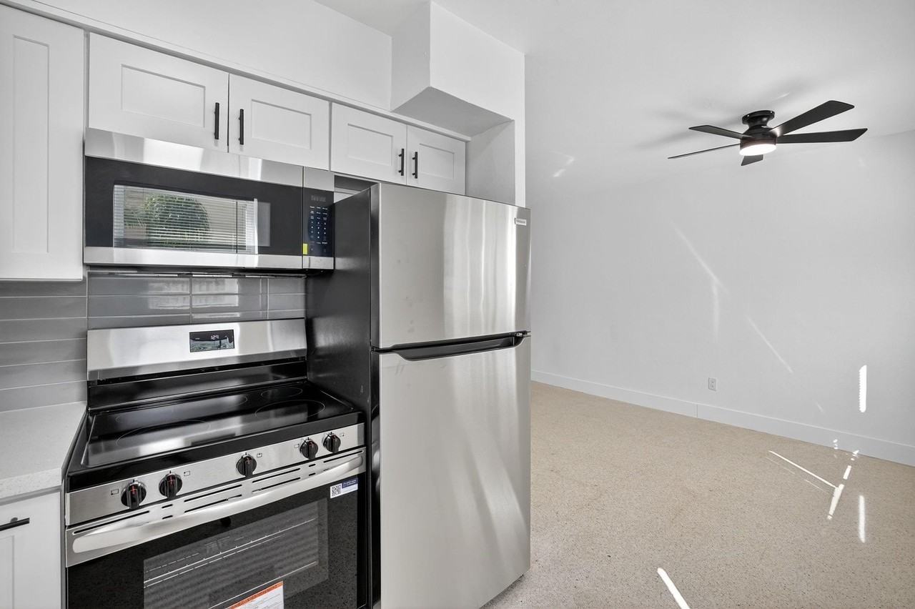1821 Middle River Dr #1 - Photo 2 of 48