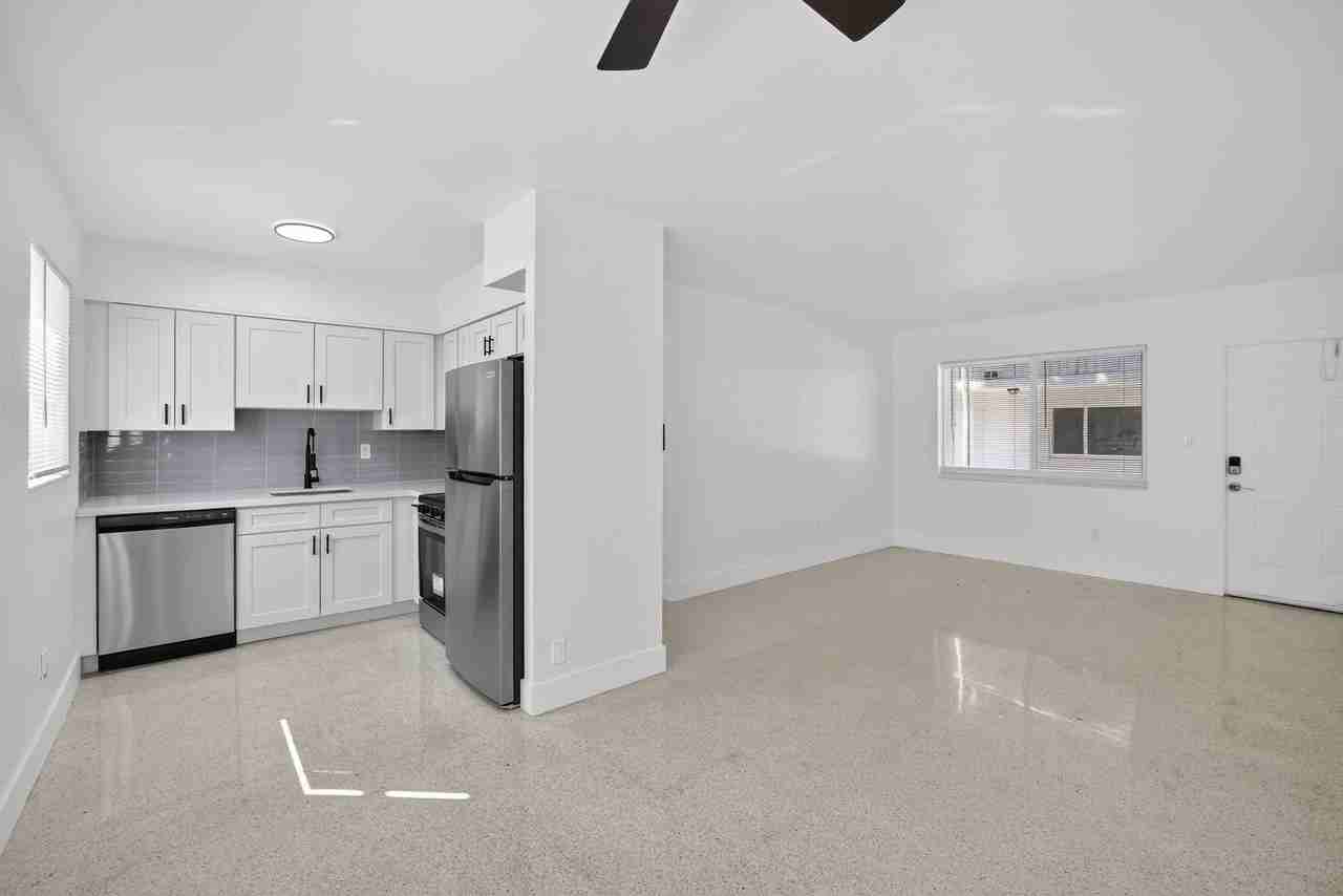 1821 Middle River Dr #1 - Photo 4 of 48