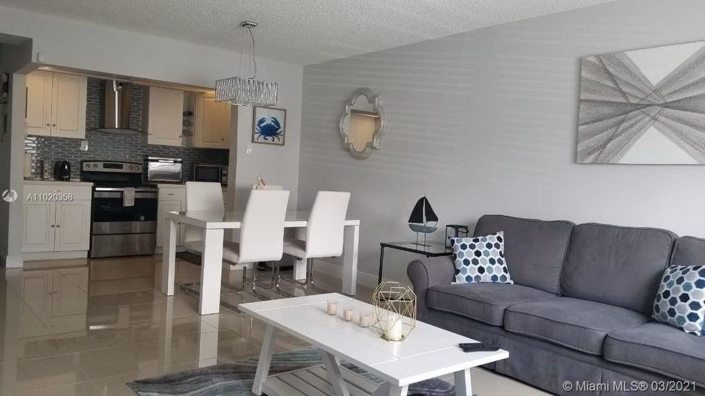 1560 Mckinley St #110W - Photo 2 of 11