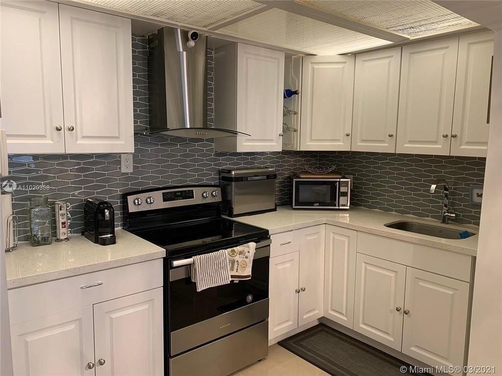 1560 Mckinley St #110W - Photo 3 of 11