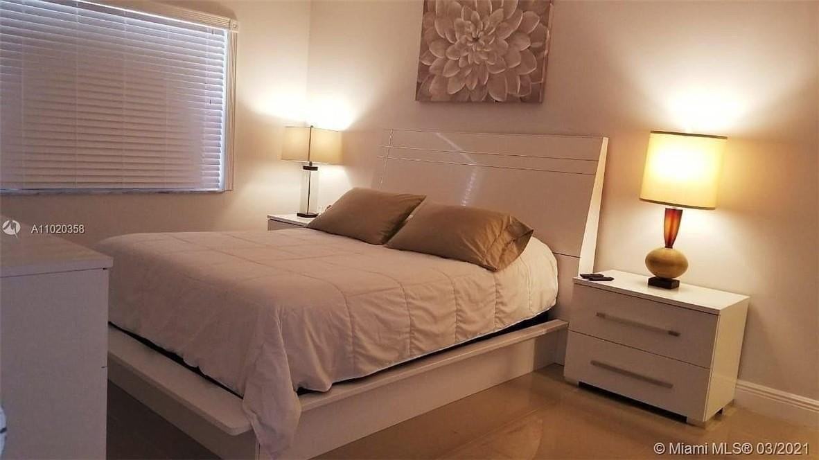 1560 Mckinley St #110W - Photo 5 of 11