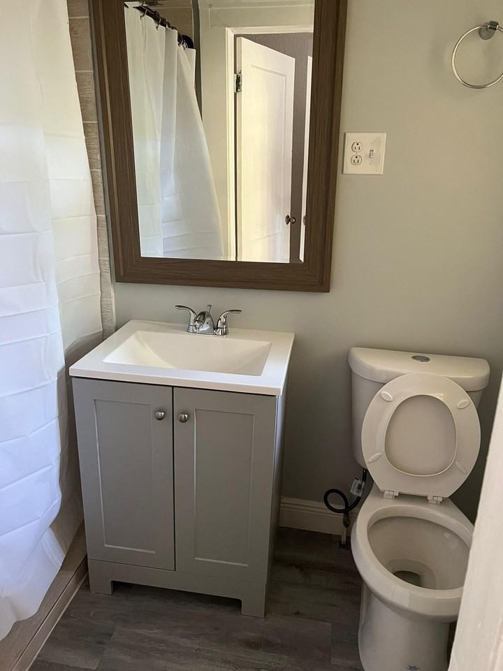 1852 Washington St #2 - Photo 7 of 7