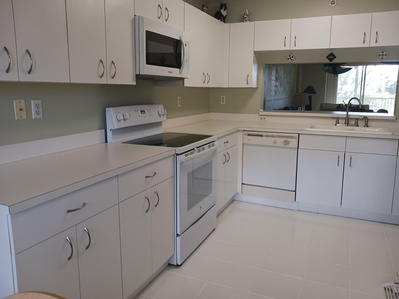 4734 Lucerne Lakes Blvd E #212 - Photo 6 of 9