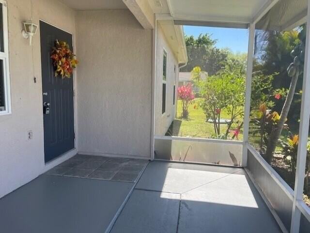 1719 Sw Import Dr - Photo 2 of 22