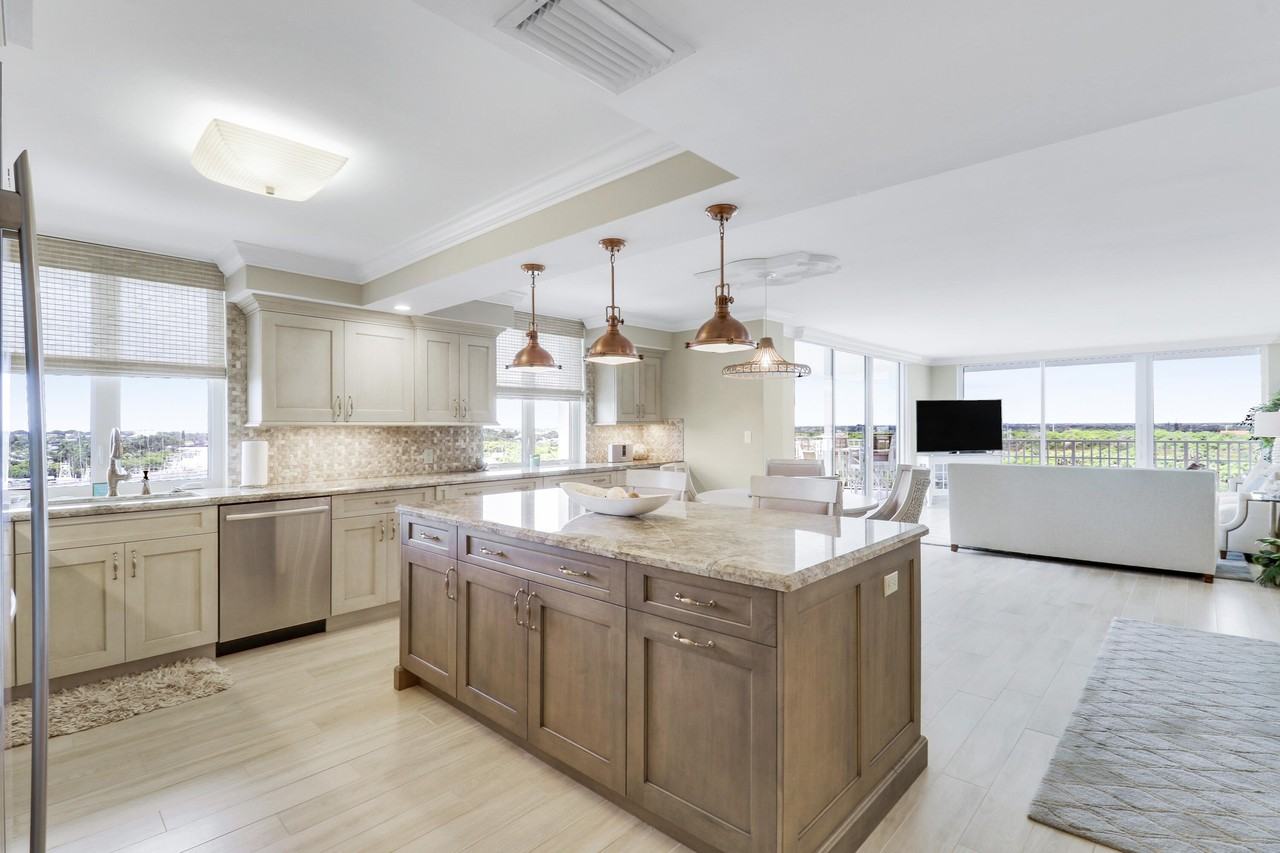 375 Beach Rd #803 - Photo 4 of 43