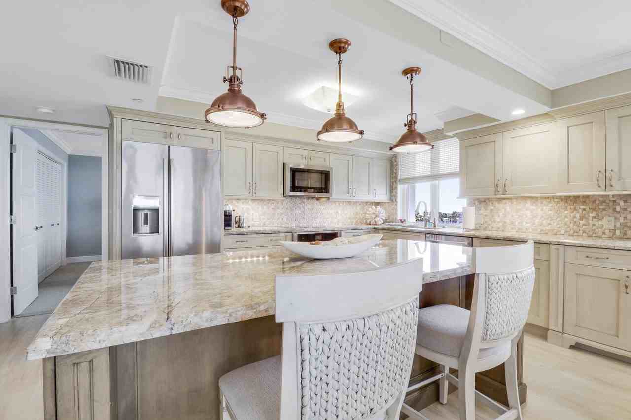 375 Beach Rd #803 - Photo 5 of 43