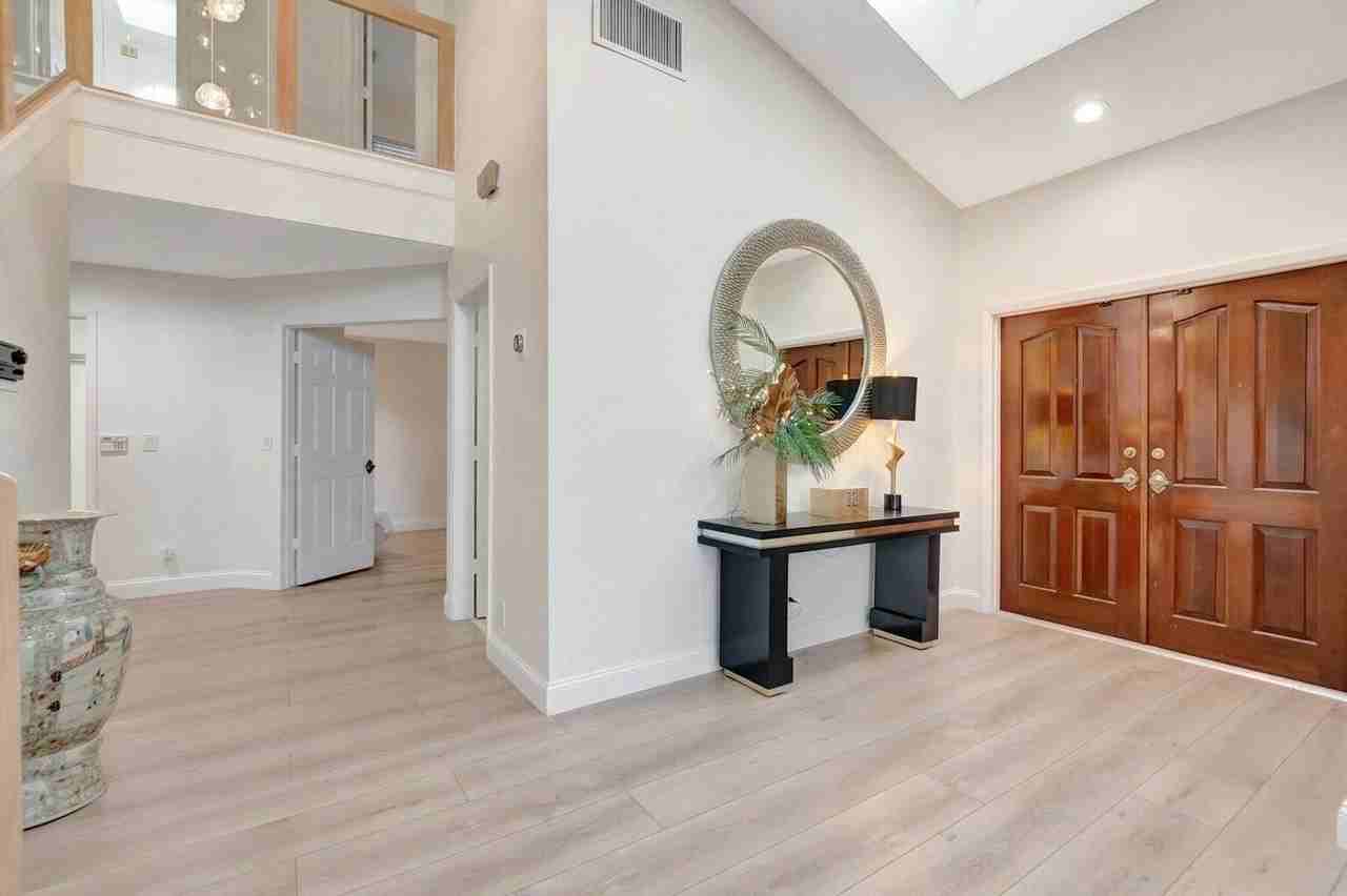 22728 Caravelle Cir - Photo 2 of 39