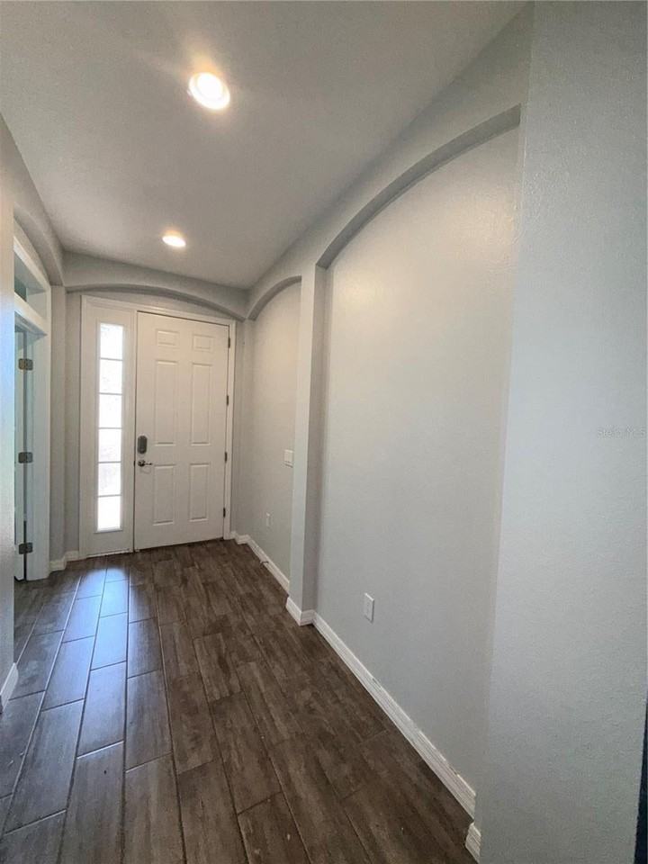 2387 Jernigan Loop - Photo 3 of 20