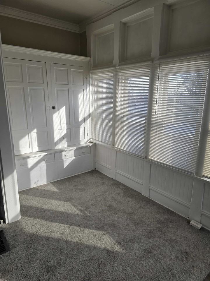 2700 N 2nd St #2 - Photo 4 of 8
