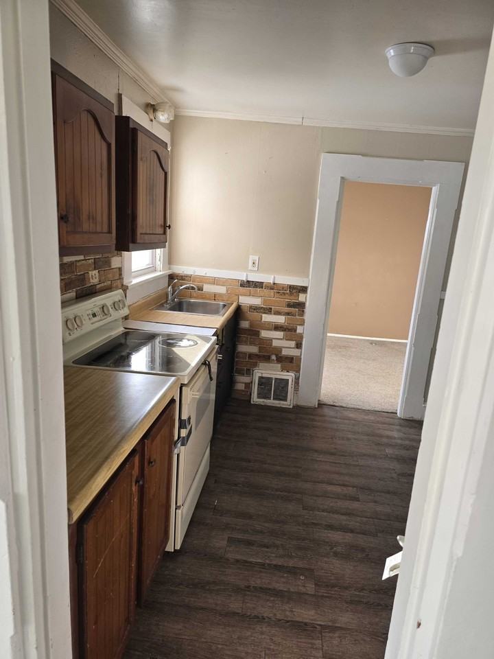 2700 N 2nd St #2 - Photo 5 of 8