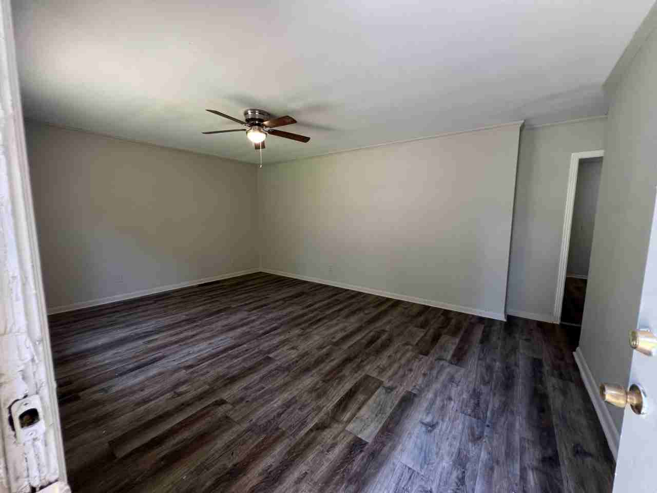 3152 Bilgray Dr #1 - Photo 4 of 10