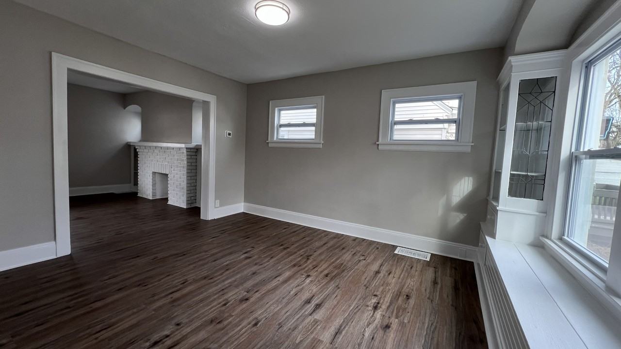 10610 Langton Ave #1 - Photo 2 of 20