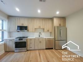 featured image of 2239 N Bissell St #3S