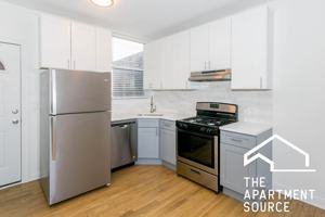 featured image of 5214 N Damen Ave #3