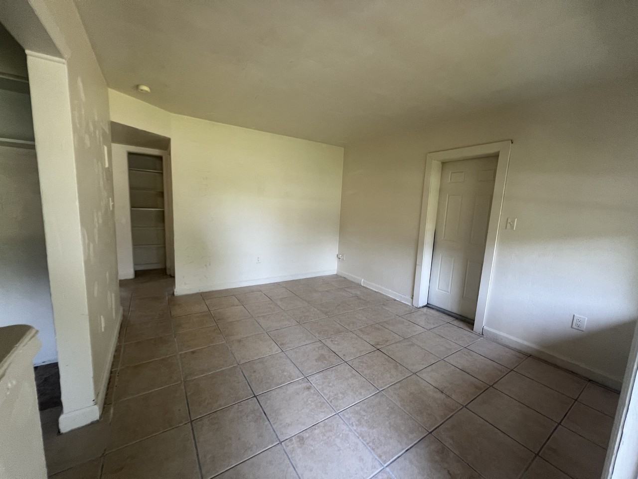 4227 Lake Lawne Ave #10 - Photo 2 of 18