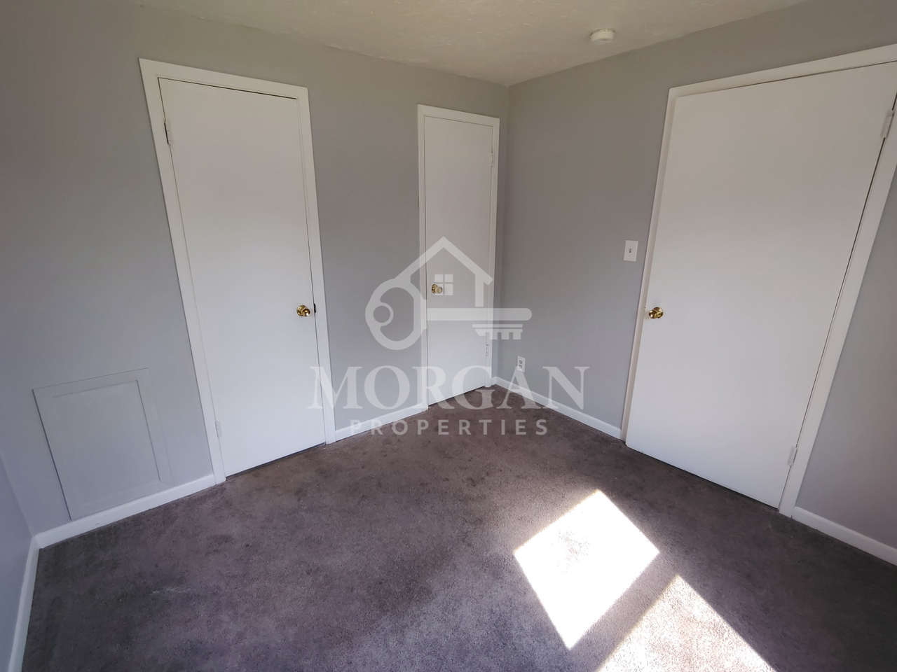 2301 Sheridan St - Photo 5 of 7