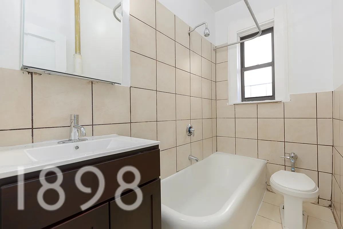 29-08 31st Avenue #D1 - Photo 5 of 5
