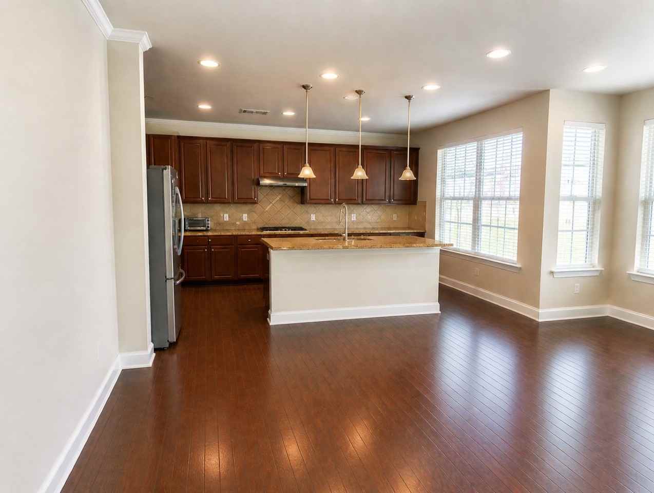 137 Glade Valley Ave #1 - Photo 2 of 9