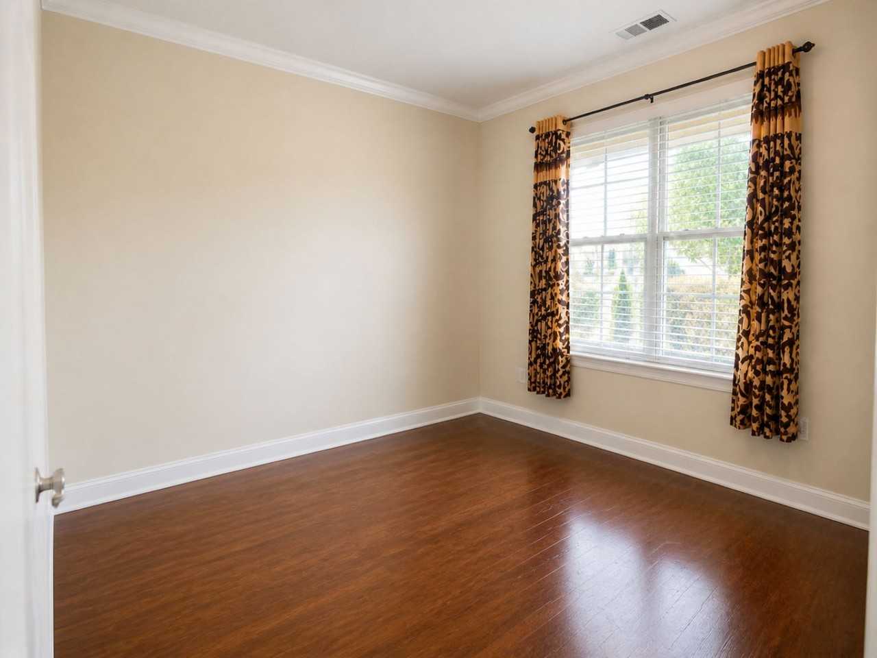 137 Glade Valley Ave #1 - Photo 7 of 9