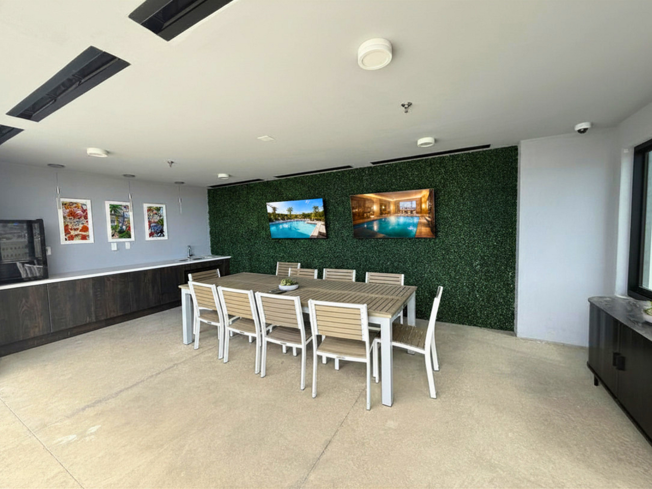 Watermark Apartments - Photo 5 of 39