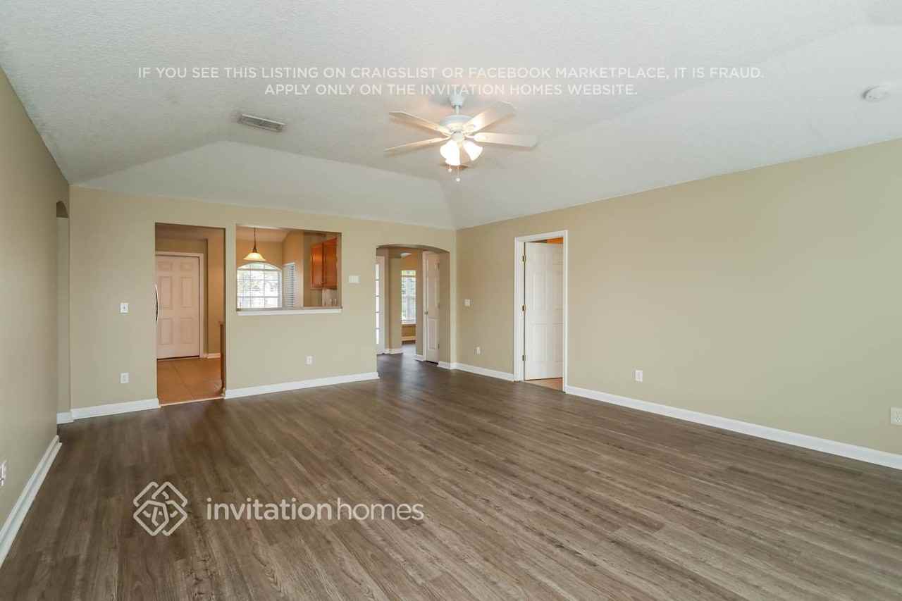 993 Oak Arbor Cir - Photo 4 of 20