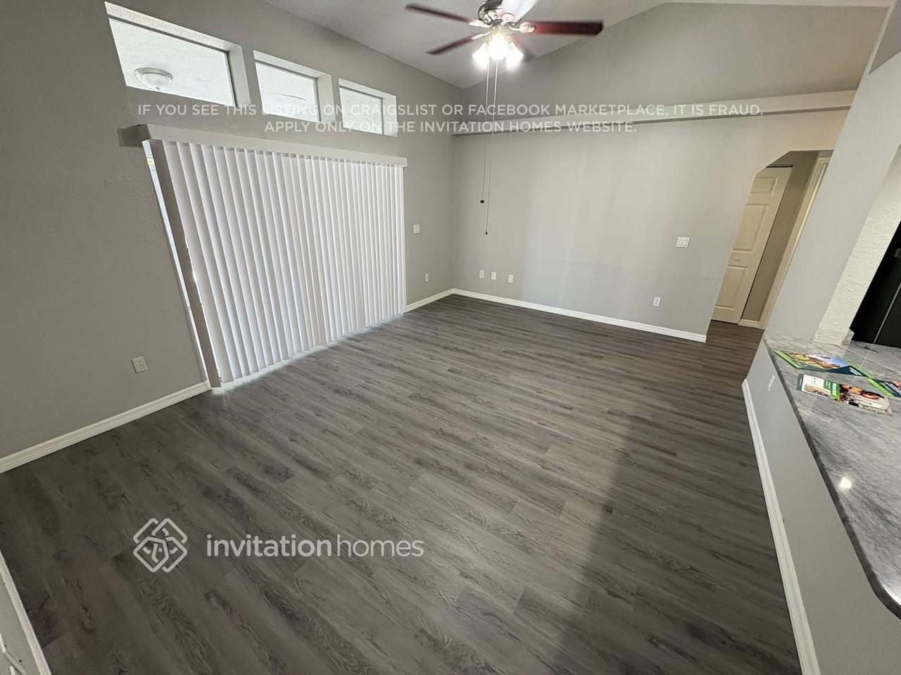 1187 Desmond St - Photo 3 of 12