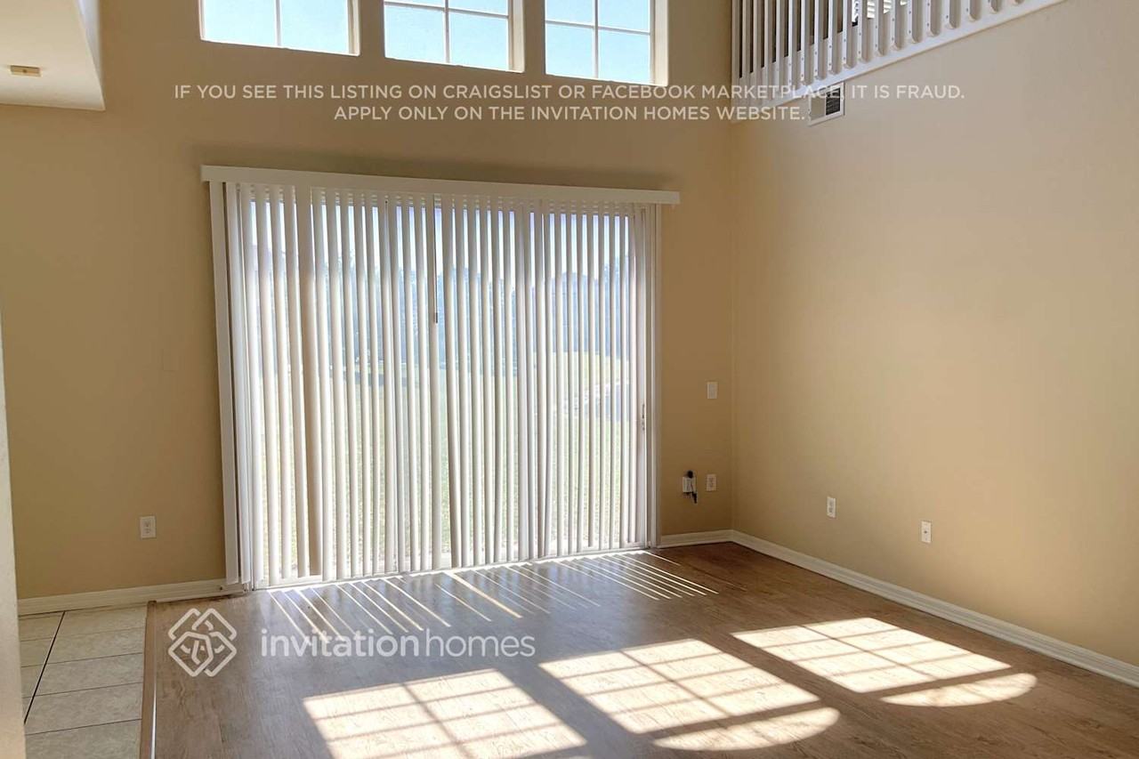 1543 Sun Meadow Dr - Photo 3 of 8