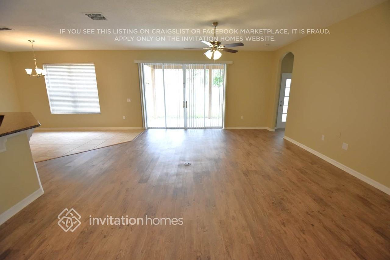 3239 Jamber Dr - Photo 2 of 14