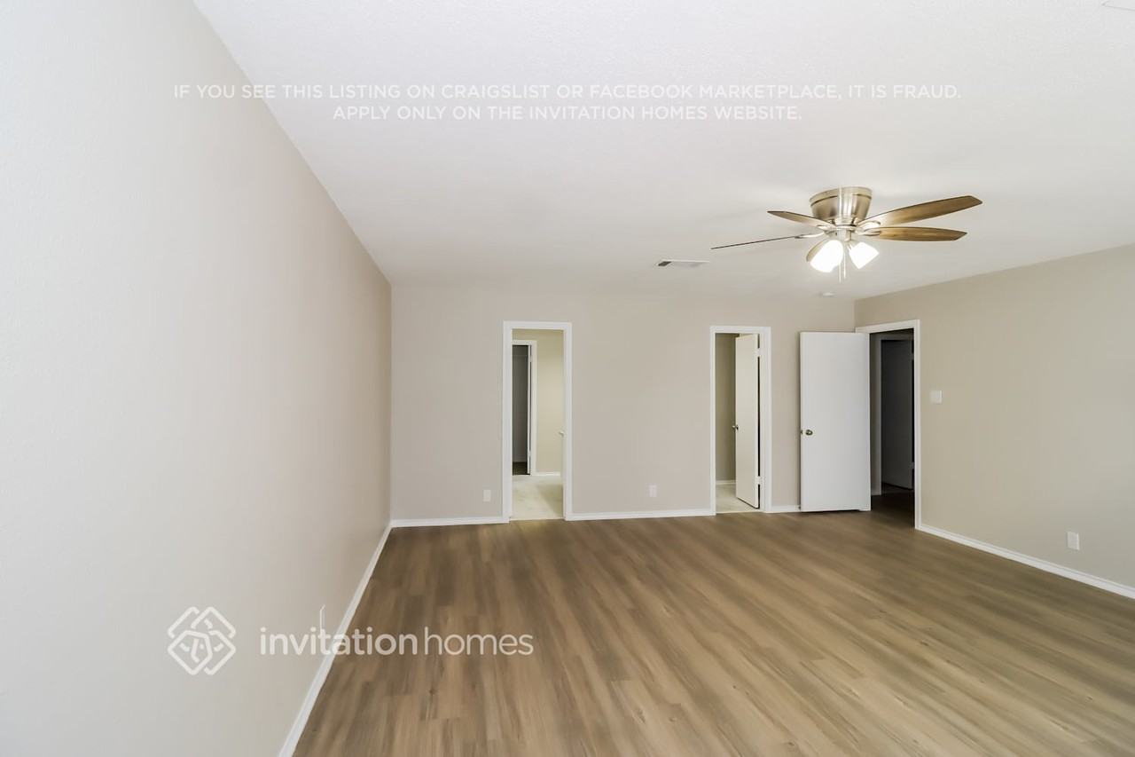 1405 Comfort St - Photo 7 of 15