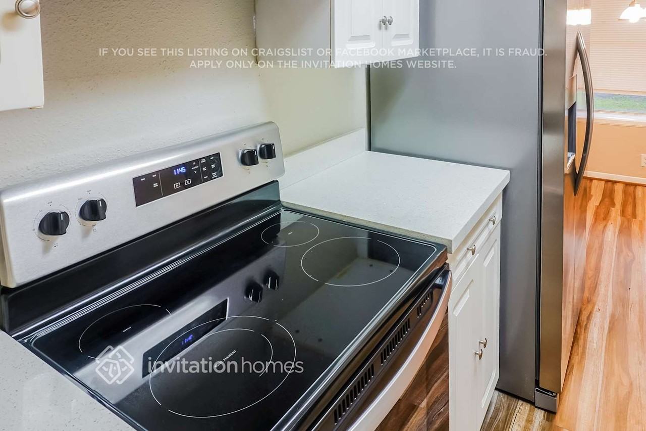 22831 Capitol Landing Ln - Photo 7 of 16
