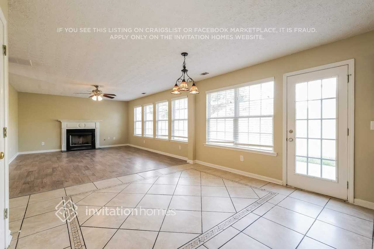 915 Shannon Rd Sw - Photo 7 of 18