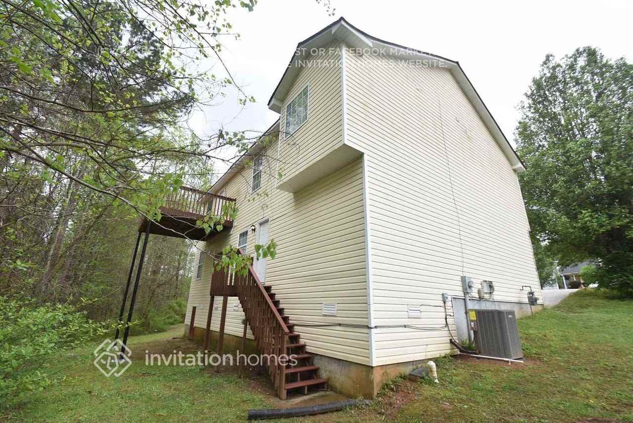 5781 Cedar Croft Ct - Photo 5 of 6