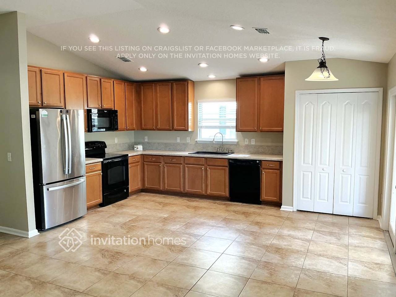 12577 White Cedar Trl - Photo 3 of 13