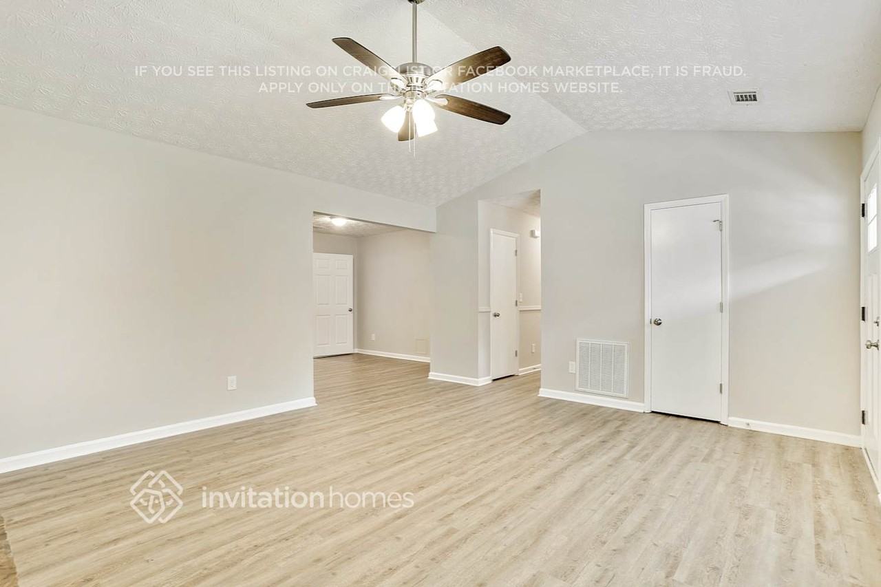 6083 Leverett Dr - Photo 6 of 22