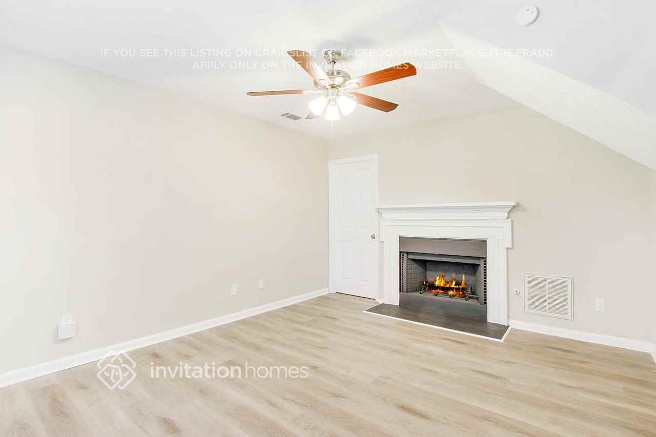 1599 Clifton Downs Dr Se - Photo 4 of 26