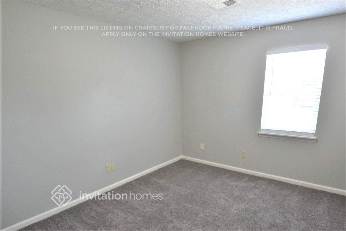 2512 Meadowbrook Way - Photo 5 of 9
