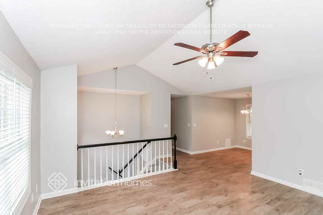 3014 Estuary Rdg - Photo 2 of 18